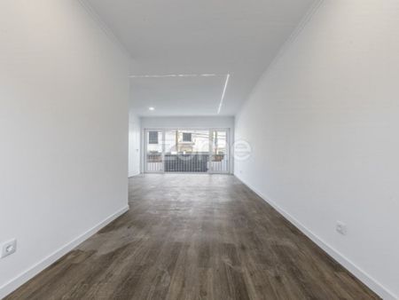 3 room luxury House for rent in Seixal, Distrito de Setúbal - Photo 2