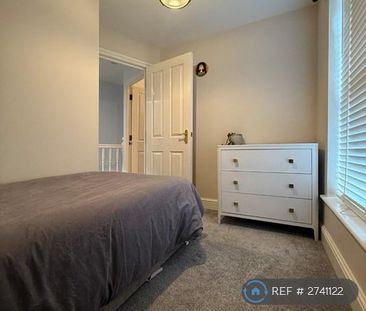 2 bedroom end of terrace house to rent - Photo 5