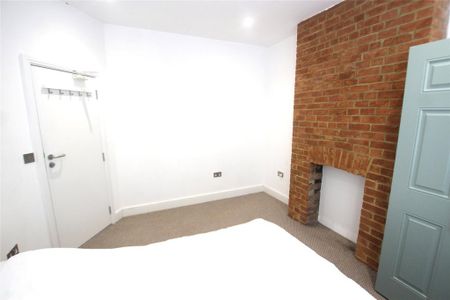 1 bedroom property to rent - Photo 2