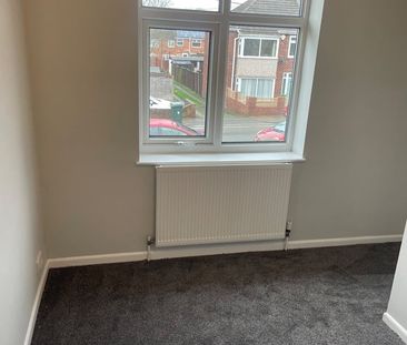 2 Bed Maisonette, Sedgemoor Road, CV3 - Photo 4