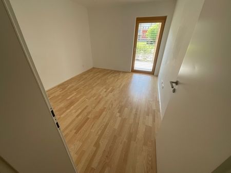 3-Zimmer Wohnung mit Lift, Balkon und Tiefgaragenplatz - Foto 3