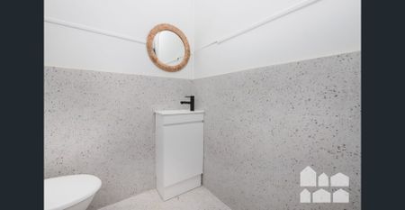 NEWLY UPDATED HOME, ENJOY THE YARRAVILLE LIFESTYLE - Photo 5