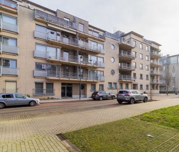 Ruim appartement met 2 slaapkamers - Photo 2