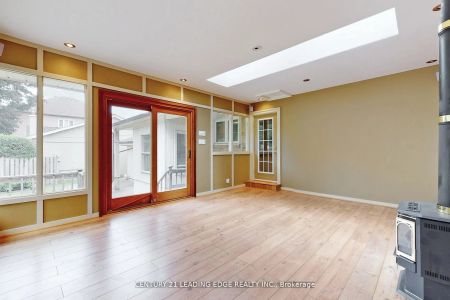 47 Southwell Drive #Main - Photo 2