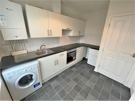 1 bedroom flat to rent - Photo 4