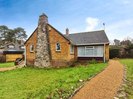 2 bedroom detached bungalow to rent - Photo 5