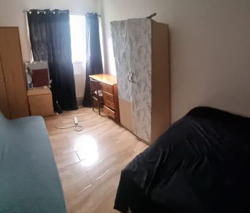 Room in a Shared House, Suffolk Road, N15 - Photo 4