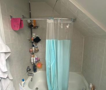 287 Albert St - 5 bed, 2 bath STUDENT HOME - Photo 6