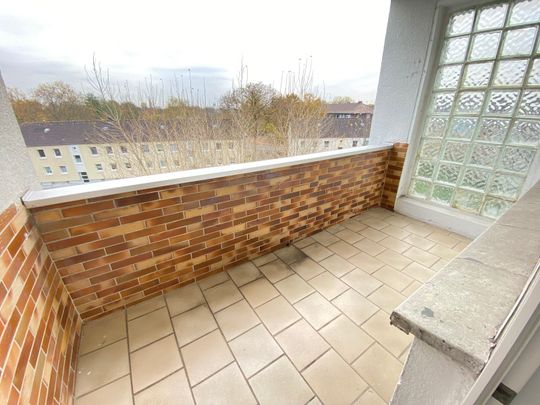 Schöne 3 Zimmerwohnung mit Balkon - Foto 1