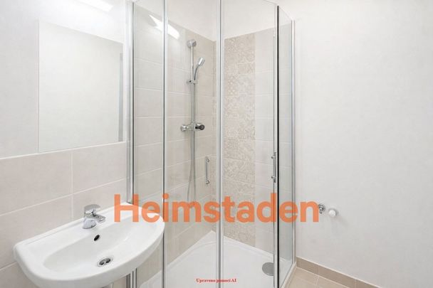 Pronájem bytu 2+1 52 m - Fotografie 1