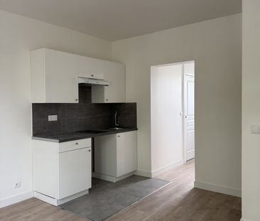 Location Appartement 1 pièce 22m² ST MAUR DES FOSSES 94210 - Photo 4