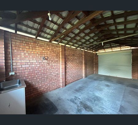 6 Lenna Court, Karawara, WA 6152 - Photo 2