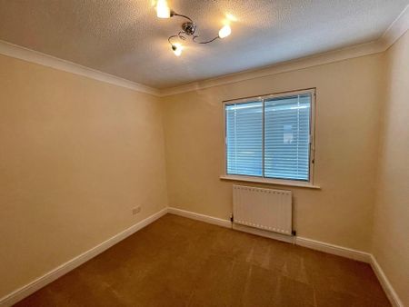 3 bedroom detached bungalow to rent - Photo 2