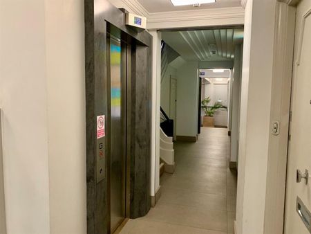 Ivor Court, NW1, London - Photo 3