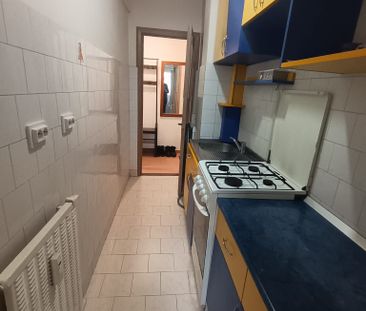 Garsoniera decomandata, zona Garii - Carrefour - Fotografie 6