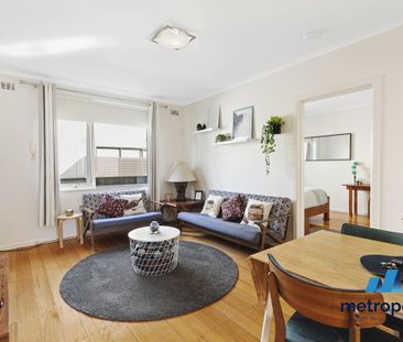 8/25 Herbert Street, ST KILDA, VIC - Photo 6