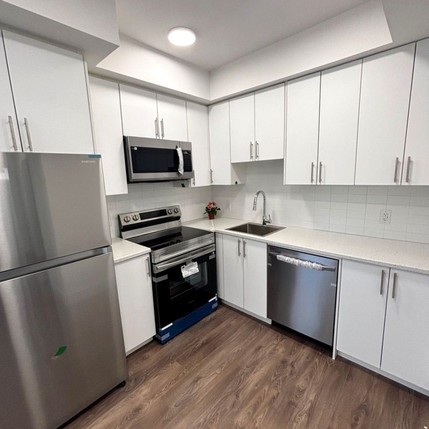 For Lease - 6638 Mcleod Road Unit# 120, Niagara Falls, Ontario - Photo 1