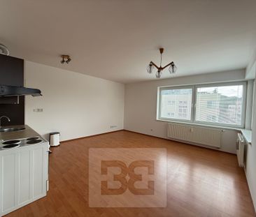 Pronájem bytu 2+kk 59 m², Svatojánská 675, Hradec Králové - Фото 4