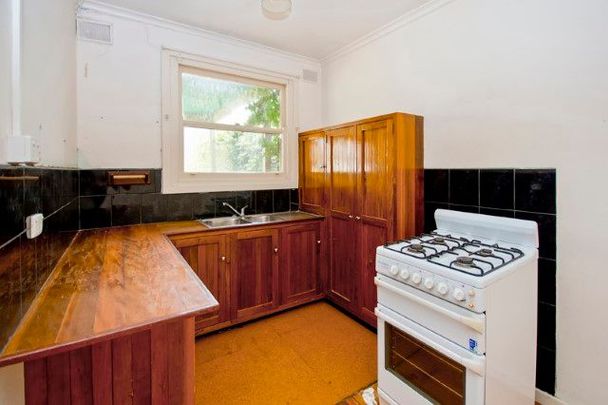 Conveniently Located 3 Bedroom Home - Photo 1