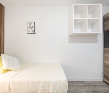 Calle Matilde Hernández, Madrid, Community of Madrid 28019 - Photo 4