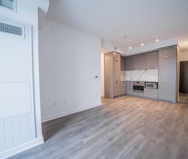 For Lease - 10 Honeycrisp Crescent Unit# 902, Vaughan, Ontario - Photo 5