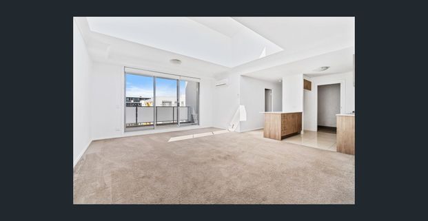 Spacious Two-Bedroom Apartment in the Heart of Campbelltown - Photo 1