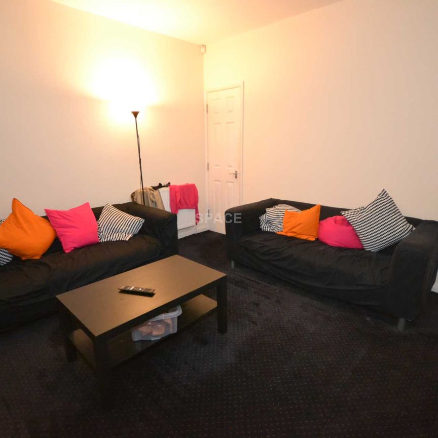 Price £3,750 pcm - Available Now - Furnished - Photo 1