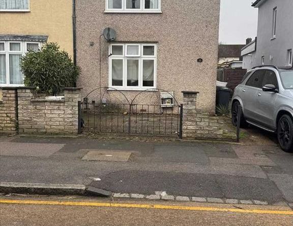 2 bedroom semi-detached house to rent - Photo 1