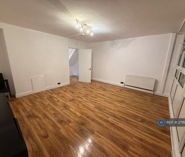 3 bedroom maisonette to rent - Photo 1