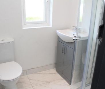 6 Sandbrook Park, Belfast, BT4 1NL - Photo 4