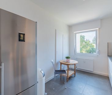 City-Residence: Hochwertig möblierte 3-Zi.-Wohnung mit 2 Balkonen - Photo 3