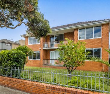 2/10 Elm Grove, Mckinnon - Photo 1