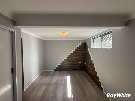 Spacious 5-Bedroom Modern Two-Story Home - Photo 3