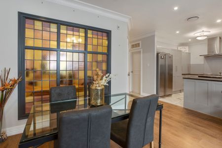 Loft like Apartment living. - Photo 2