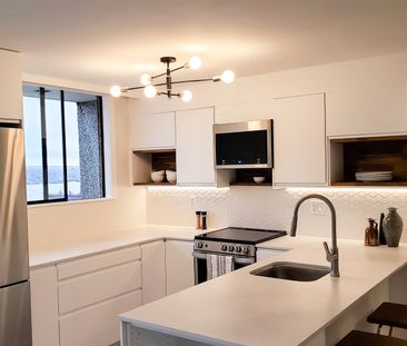 Penthouse Studio Apartment | Undrg. Parking | Storage | Views. - Photo 6