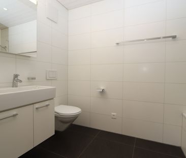 Platz für die ganze Familie - moderne 4.5-Dachwohnung zu vermieten - Photo 4