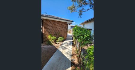 MODERN GRANNY FLAT! - Photo 3