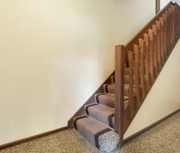 LLow-Maintenance Bayside Living in Port Melbourne – 6 month lease a... - Photo 1