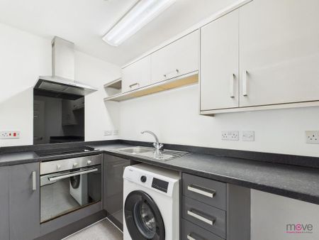 2 bedroom flat to rent - Photo 5