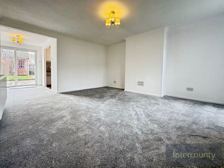 Cherry Garden Lane, CB11, Saffron Walden - Photo 2