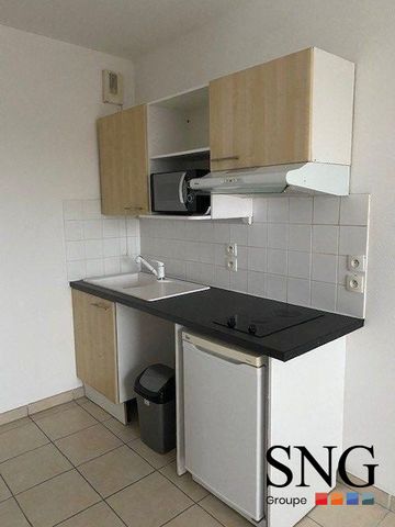 F1 MEUBLE + PARKING - Photo 2