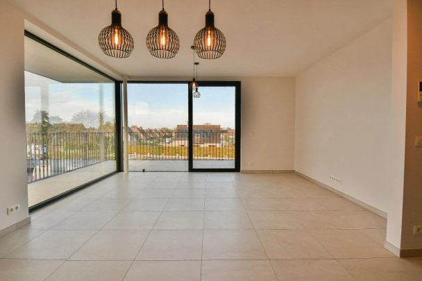 Nieuwbouwappartement met twee slaapkamers aan het kanaal van Oudenburg - Photo 1