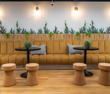 3 Bed Apartment - Photo 4