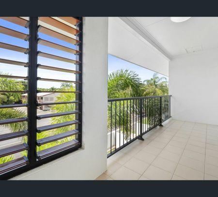 201/497 Varley Street, Yorkeys Knob, Qld 4878 - Photo 4