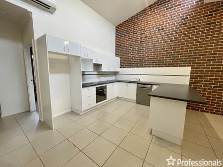 13/49 Brinawarr Street, Bomaderry NSW 2541 - Photo 5