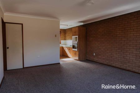 LOW MAINTENANCE LIVING - Photo 4