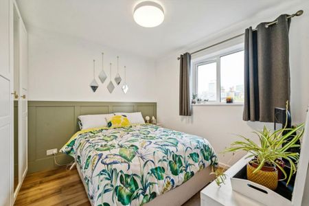 3 bedroom terraced house to rent - Photo 3