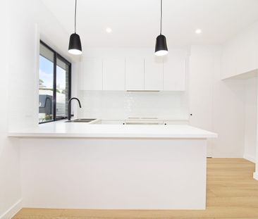 Spacious Family Townhouse in Glenroy - Photo 4