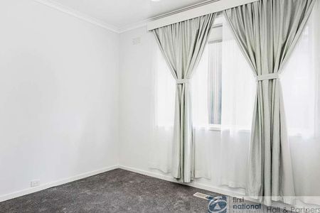 15 Glenthorne Drive, Keysborough - Photo 3