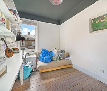 3 bedroom terraced house to rent - Photo 4